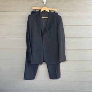 Balenciaga Men’s 100% wool suit blazer 46R Pants W 31